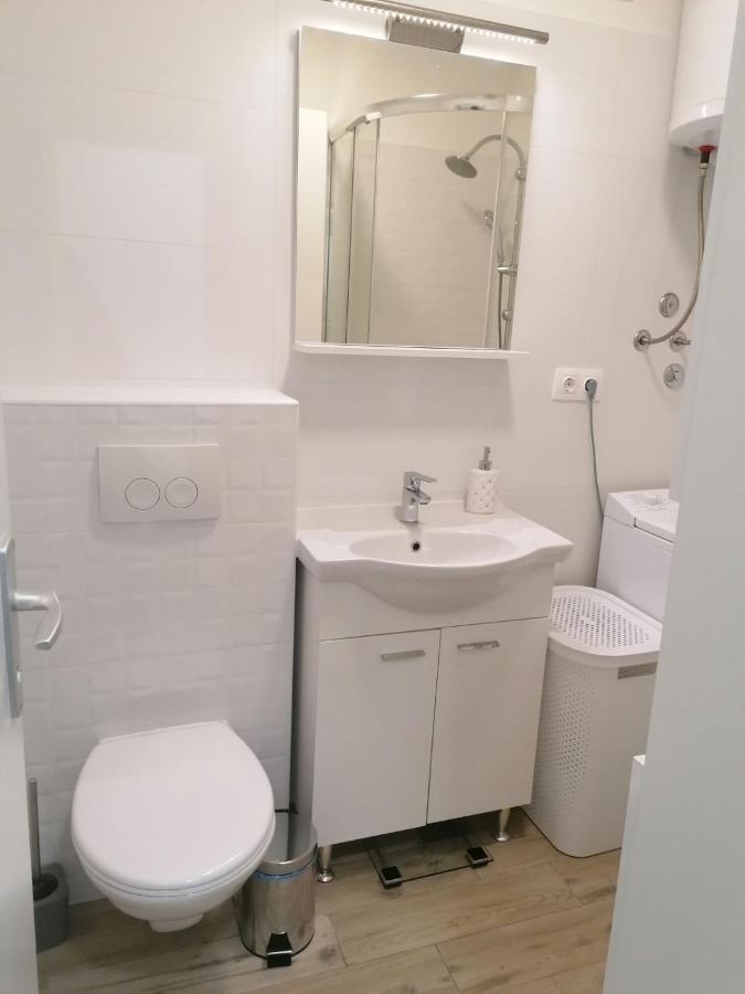 Apartman Petra พูลา ภายนอก รูปภาพ