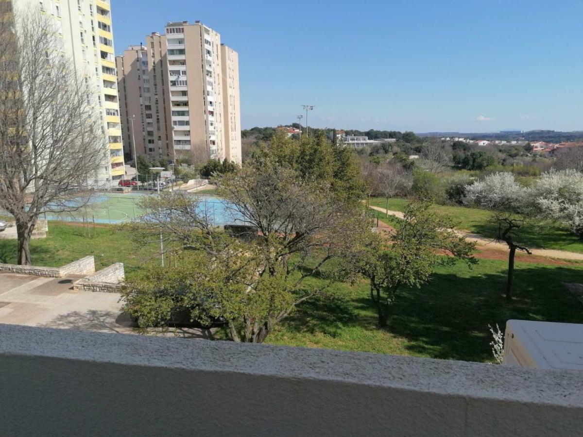 Apartman Petra พูลา ภายนอก รูปภาพ