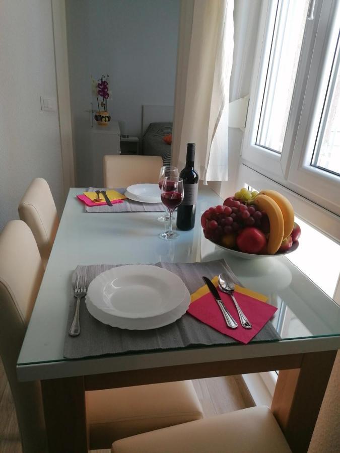 Apartman Petra พูลา ภายนอก รูปภาพ